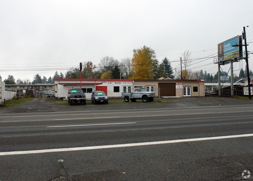 Primary Photo Of 13602 SE Mcloughlin Blvd, Portland Storefront For Lease
