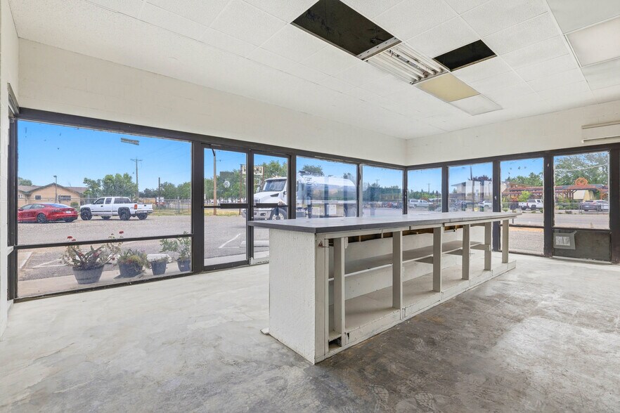 More Photos Of 2676 Van Giesen St, Richland Industrial For Sale