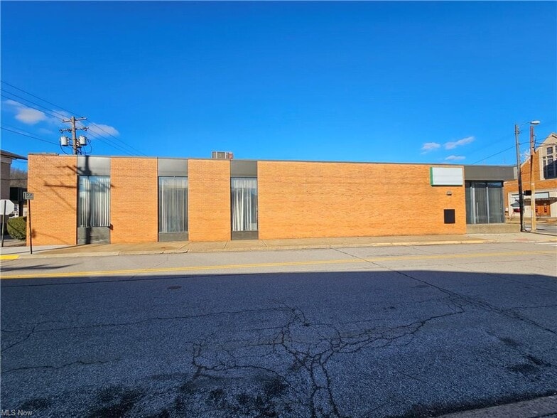 More Photos Of 3265 Main St, Weirton Bank For Sale