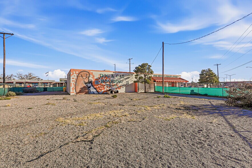 More Photos Of 10050 Mccombs St, El Paso Medical For Sale