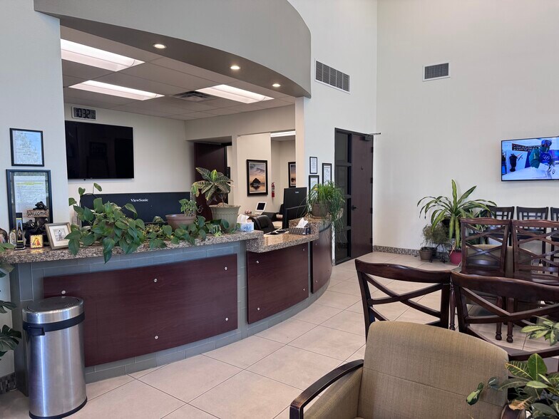 More Photos Of 2200 George Dieter Dr, El Paso Healthcare For Sale