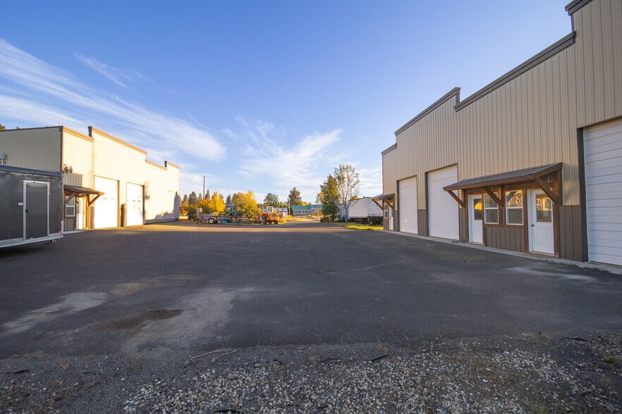 More Photos Of 460 Krahn Ln, McCall Warehouse For Sale