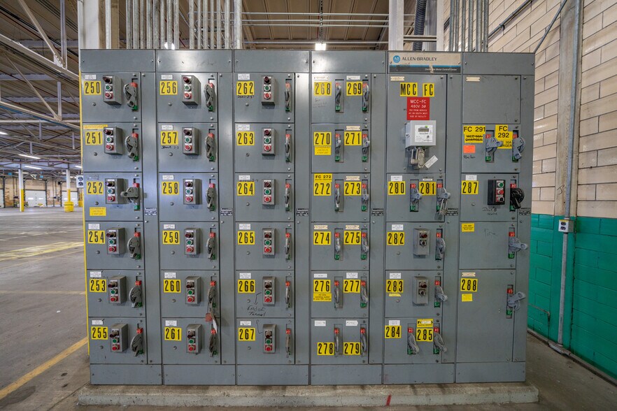 More Photos Of 1801 Mill Ave NE, Brainerd Warehouse For Lease