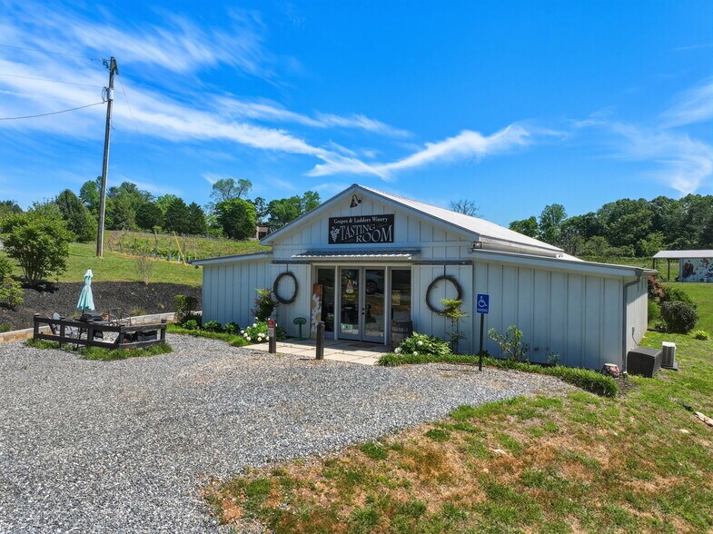 More Photos Of 2317 GA-382, Ellijay Winery Vineyard For Sale