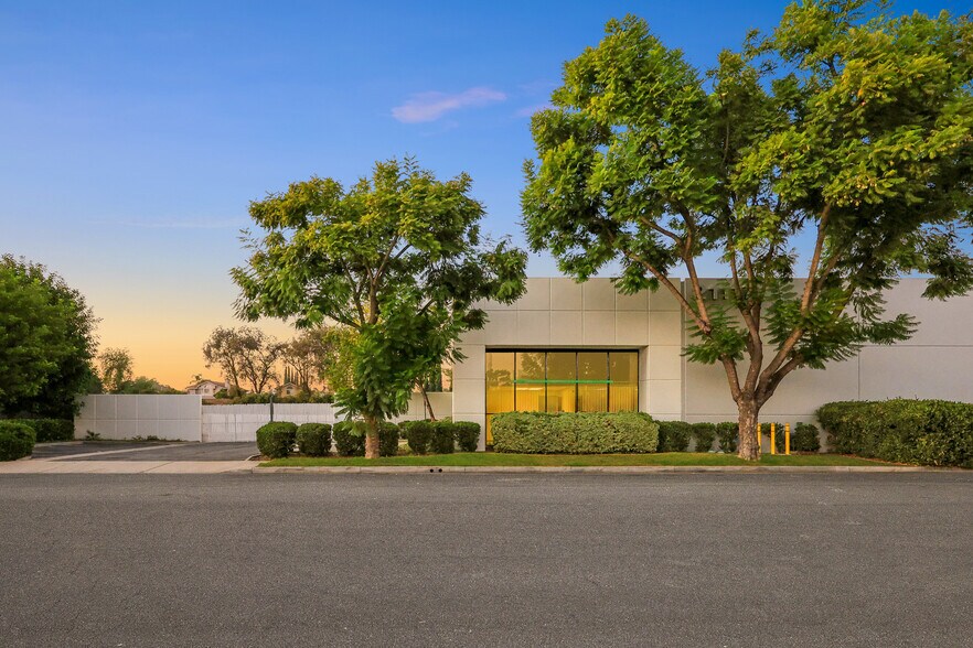 More Photos Of 21117 Commerce Pointe Dr, City Of Industry Warehouse For Lease
