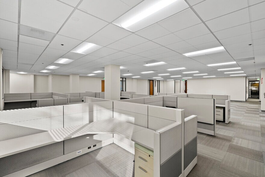 More Photos Of 3235 Kifer Rd, Santa Clara Office For Sale