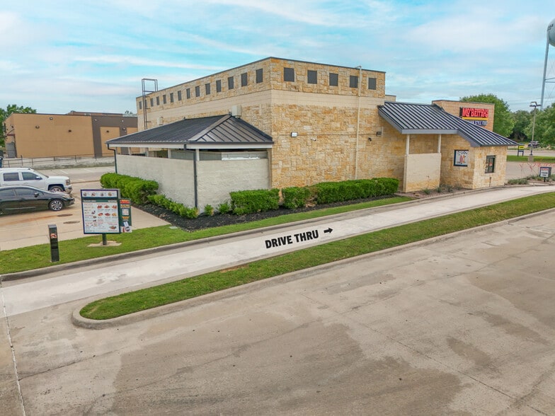 More Photos Of 1858 Precinct Line Rd, Hurst Restaurant For Sale
