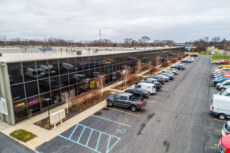 Primary Photo Of 3156 Roger B Chaffe, Grand Rapids Warehouse For Lease