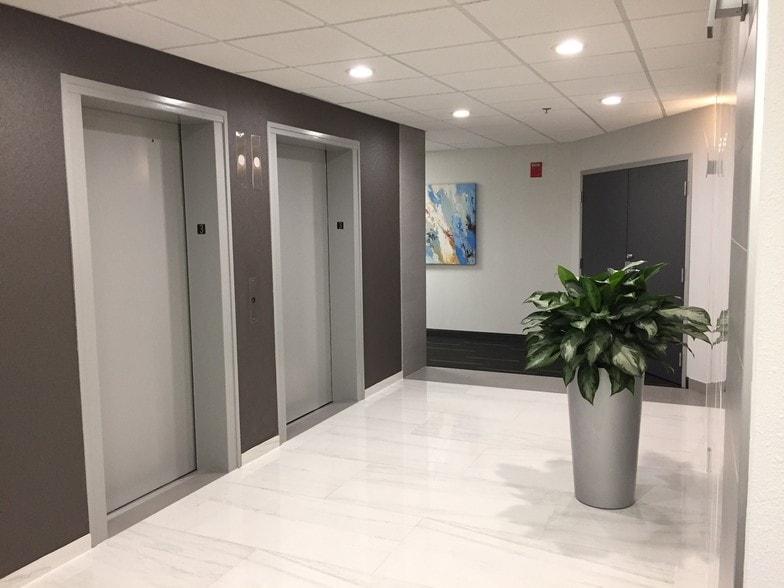 More Photos Of 237 S Westmonte Dr, Altamonte Springs Office For Lease