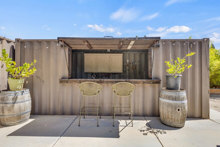 More Photos Of 9455 E Stockton Blvd, Elk Grove Specialty For Sale