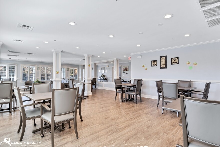 More Photos Of 519 Lawrenceville St, Norcross Assisted Living For Sale