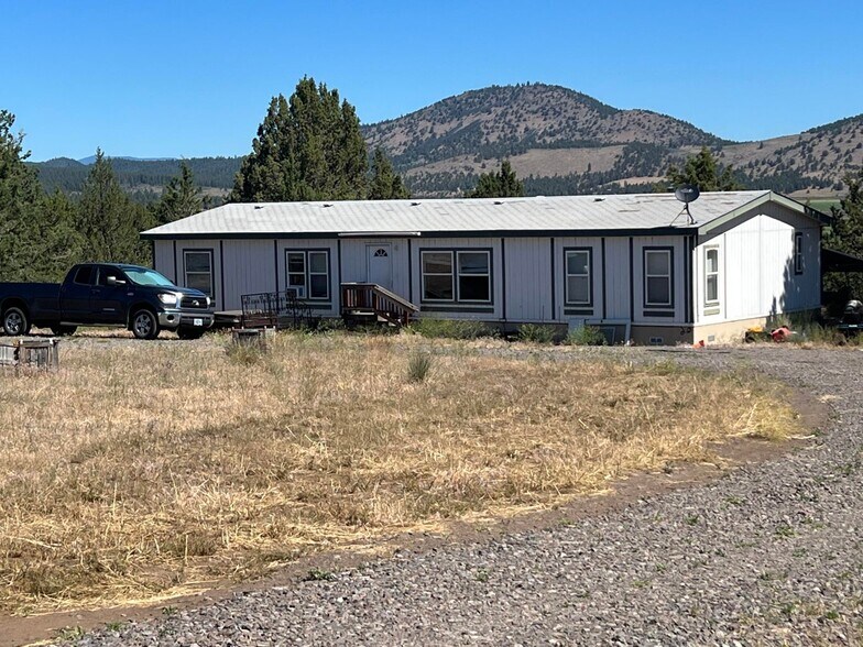 More Photos Of 24221 US-97 Hwy, Klamath Falls Contractor Storage Yard For Sale