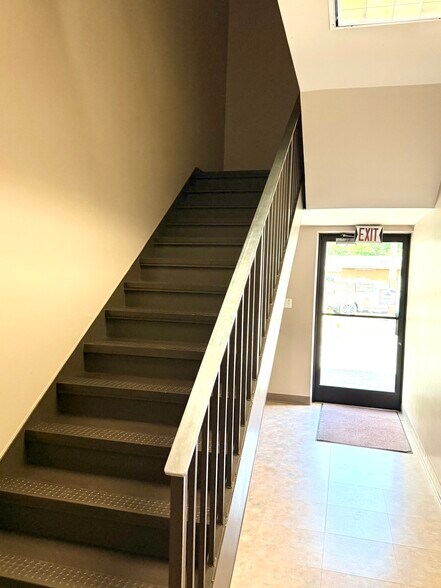 More Photos Of 108 S Main St, Madisonville Office Residential For Sale