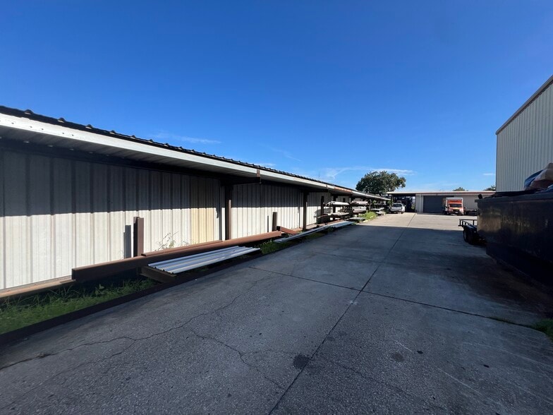 More Photos Of 5208 St Paul St, Tampa Industrial For Sale