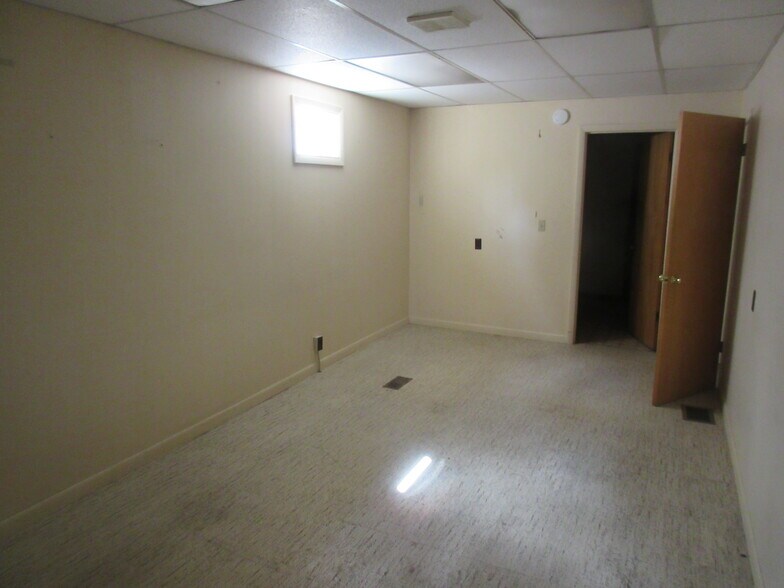 More Photos Of 113 Main St, Dansville Office For Sale