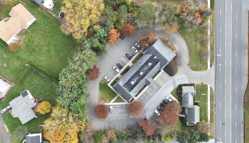 More Photos Of 2330-2350 Schoenersville Rd, Bethlehem Medical For Lease