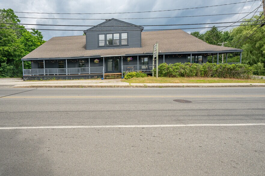 More Photos Of 279 S Main St, Winterport Winery Vineyard For Sale