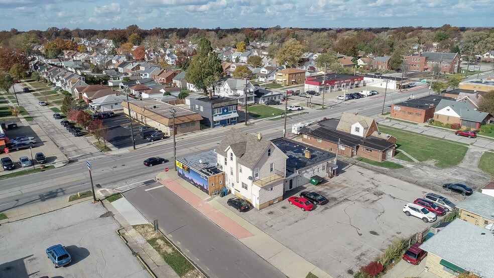 More Photos Of 6001 State Rd, Parma Restaurant For Sale