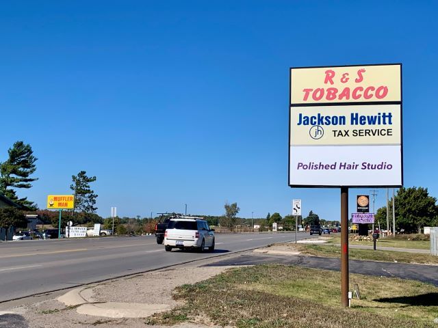 More Photos Of 305 US Highway 31 S, Traverse City Storefront Retail Office For Lease