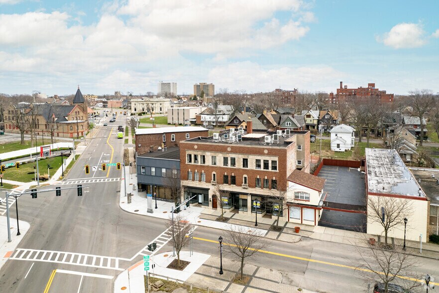 More Photos Of 531 3rd St, Niagara Falls Apartments For Sale