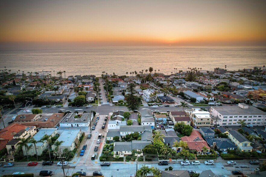 More Photos Of 428-438 Rosemont St, La Jolla Apartments For Sale