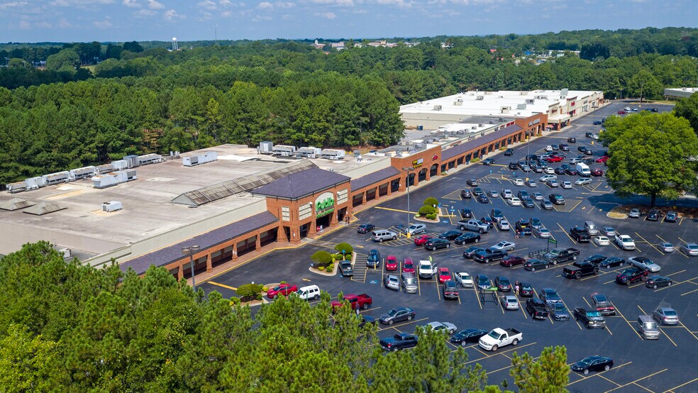 More Photos Of 17 Monroe Hwy, Winder Unknown For Lease