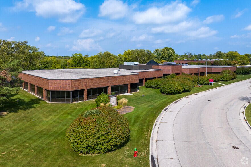 More Photos Of 11950 W Lake Park Dr, Milwaukee Office For Sale