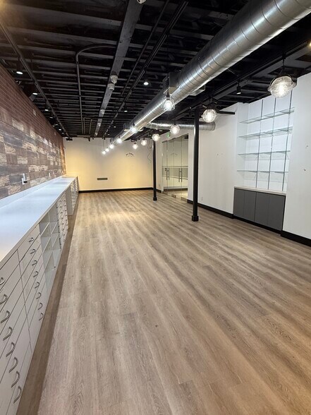 More Photos Of 27820 Dorris Dr, Carmel General Retail For Lease