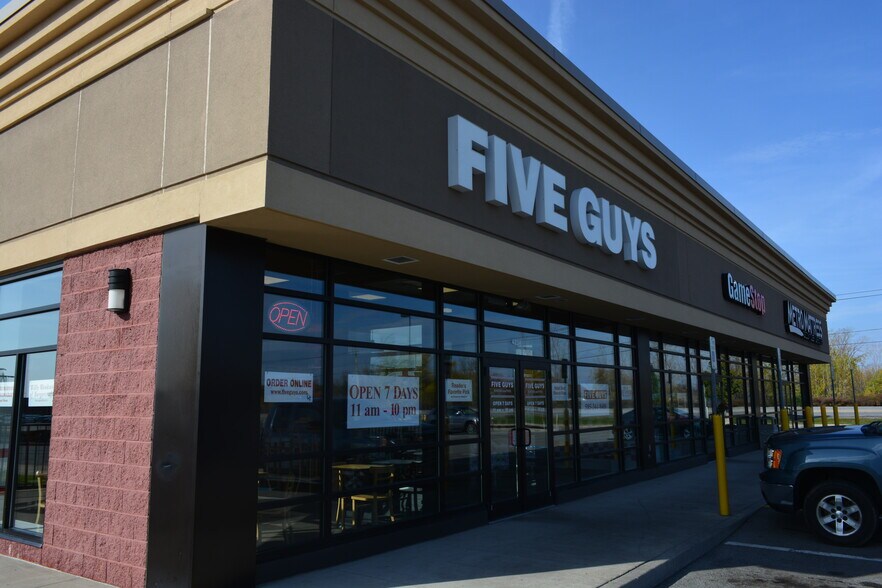 More Photos Of 4180-4214 Veterans Memorial Dr, Batavia Unknown For Lease