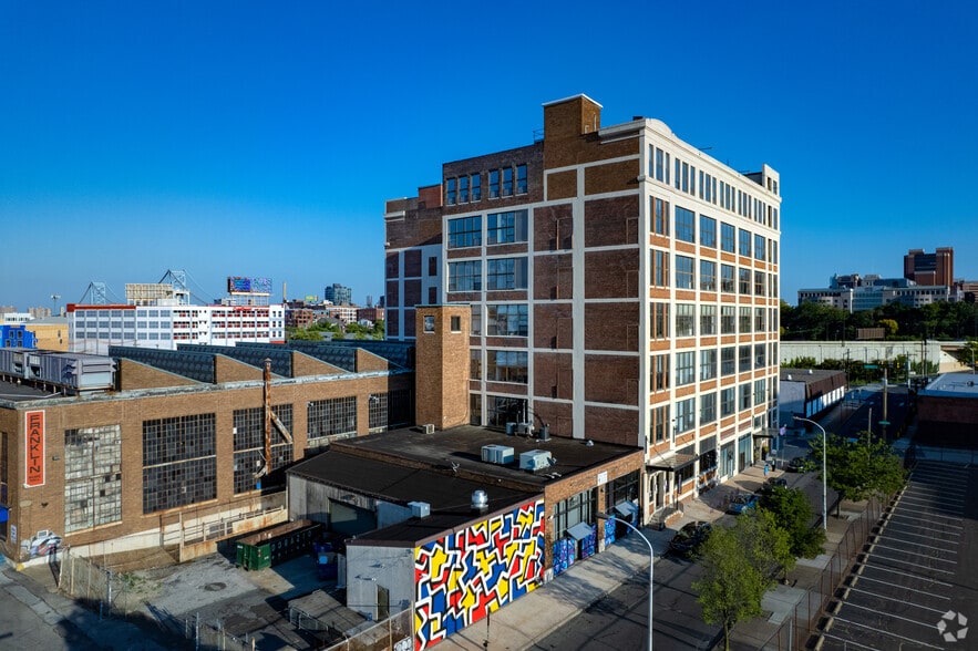 More Photos Of 421 N 7th St, Philadelphia Office For Lease