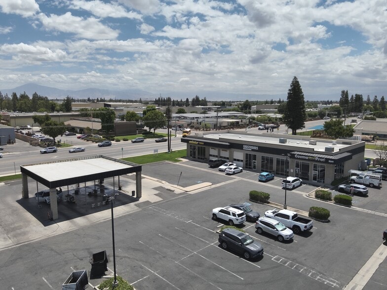 More Photos Of 6561 White Ln, Bakersfield Unknown For Lease