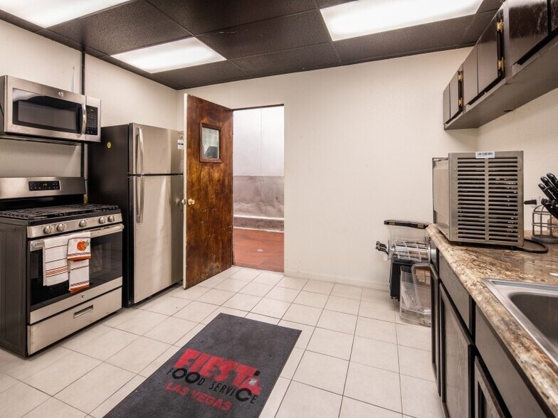 More Photos Of 5110 E Washington Ave, Las Vegas Refrigeration Cold Storage For Sale