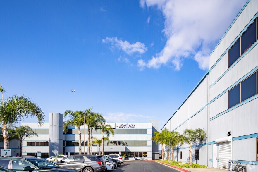 More Photos Of 3355 E Spring St, Long Beach Office For Lease