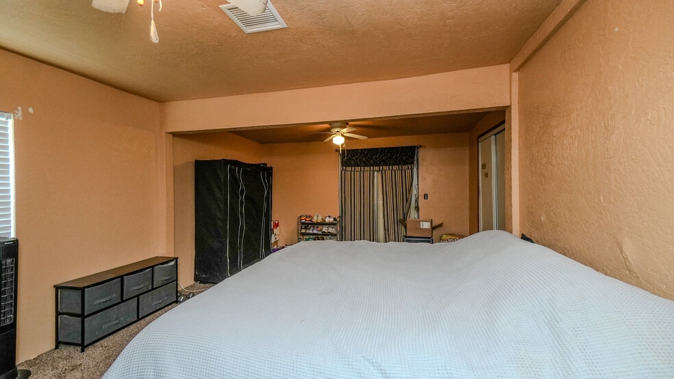 More Photos Of 2314 S Artesia St, San Bernardino Industrial For Sale