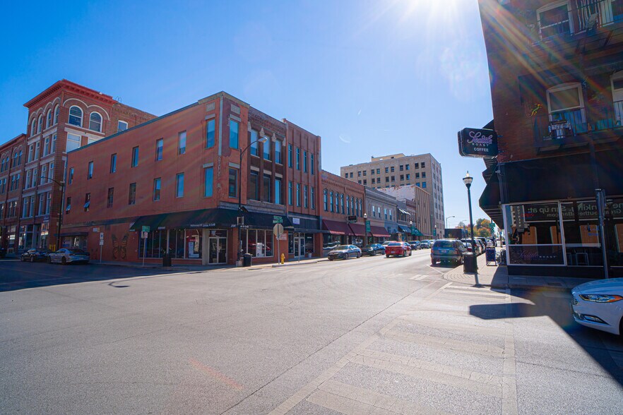 More Photos Of 406 South Ave, Springfield Storefront Retail Office For Lease