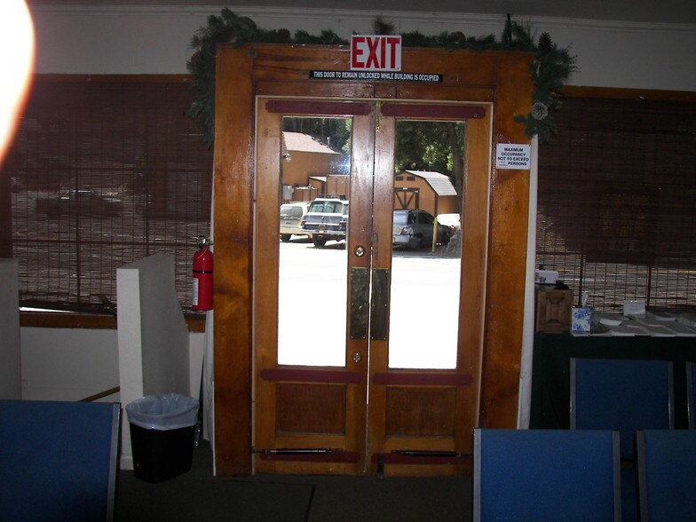 More Photos Of 23382 Crest Forest Dr, Crestline Freestanding For Sale