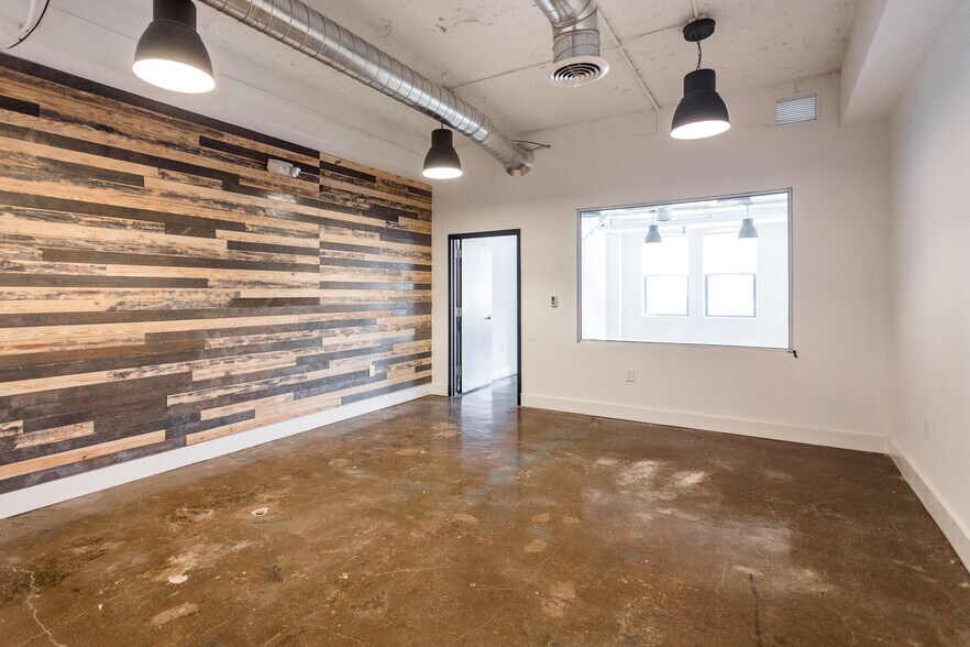 More Photos Of 607 Shelby St, Detroit Office For Lease