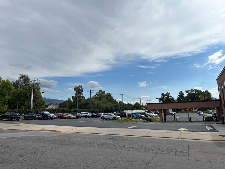 More Photos Of 33 S Main St, Kaysville Bank For Lease