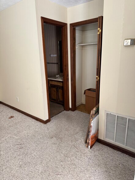 More Photos Of 106 Olympia Dr, Warner Robins Medical For Sale