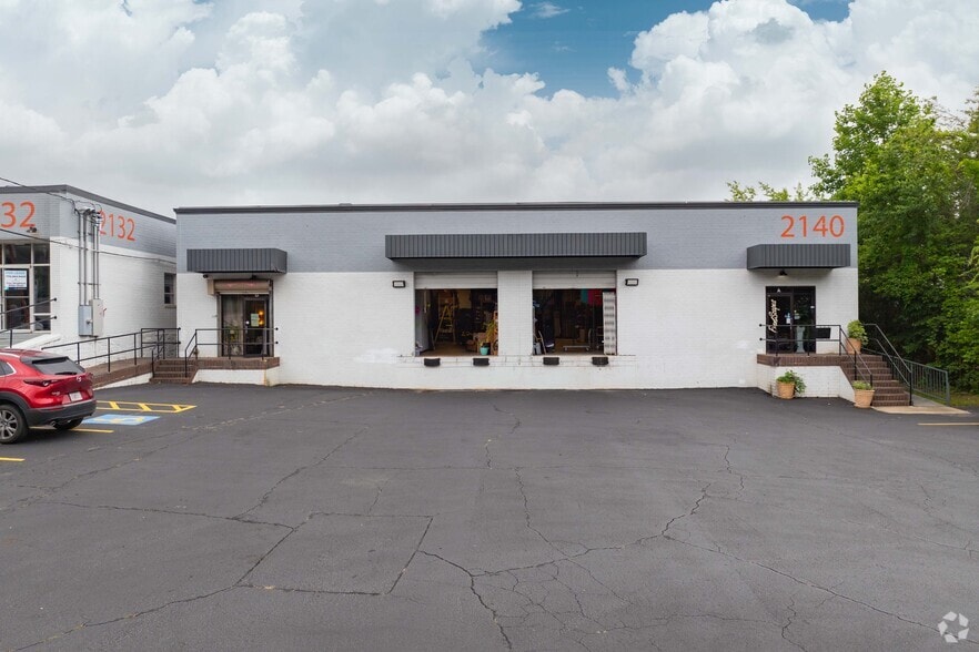 More Photos Of 2132 James Jackson Pky NW, Atlanta Unknown For Lease