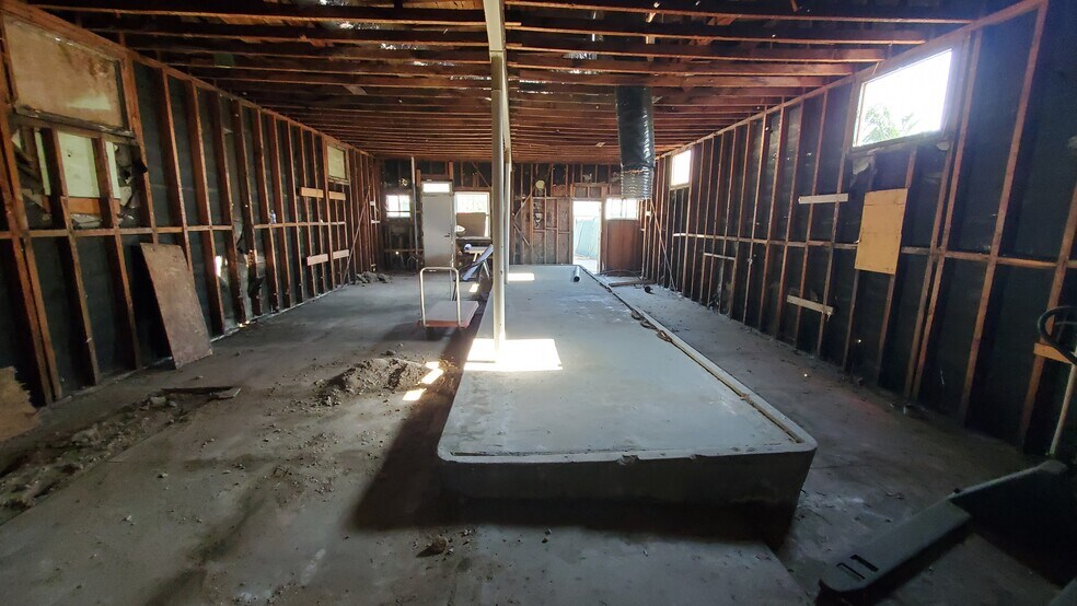 More Photos Of 1736-1740 N Sierra Bonita Ave, Pasadena Office Residential For Sale