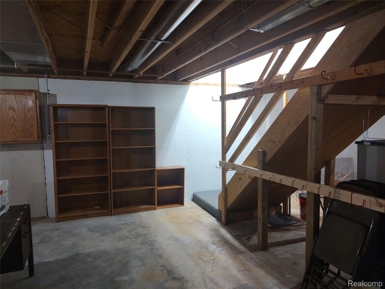 More Photos Of 5154 Miller Rd, Flint Medical For Sale