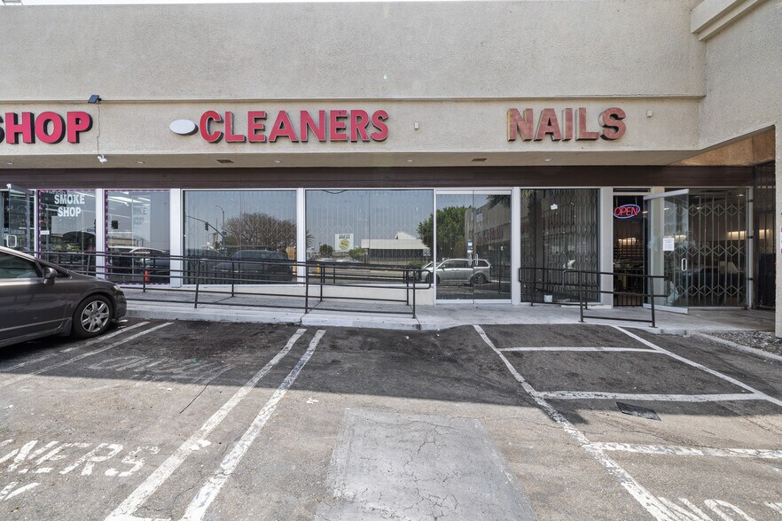More Photos Of 1900 S La Brea Ave, Los Angeles Storefront For Lease
