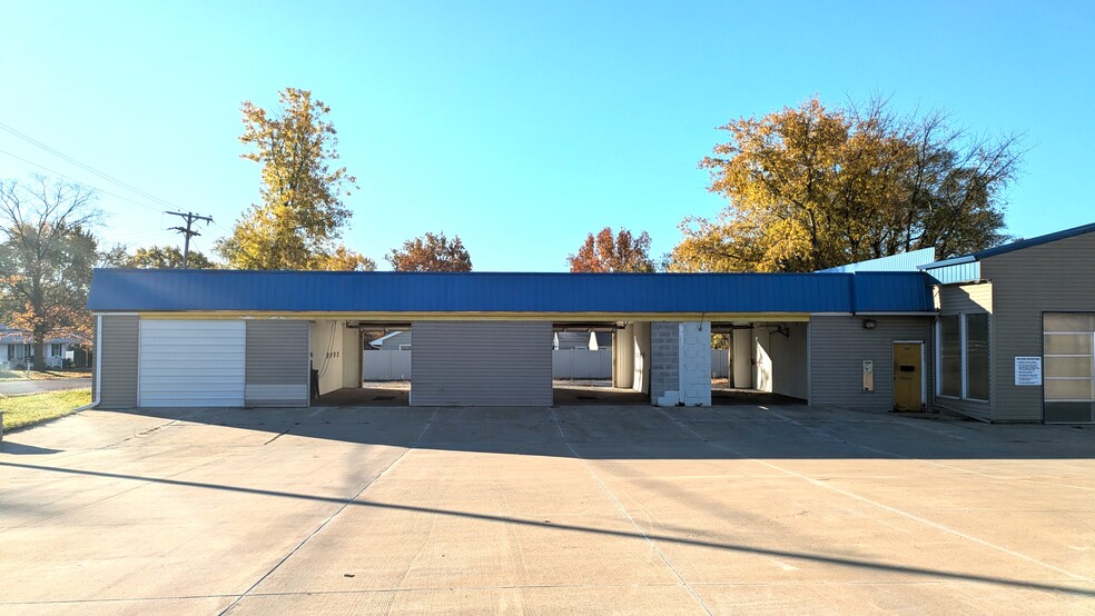 Primary Photo Of 2337 Washington Rd, Washington Carwash For Sale