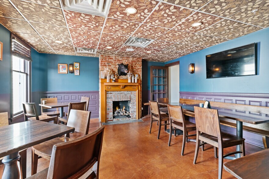 More Photos Of 123 Shiloh St, Pittsburgh Restaurant For Sale