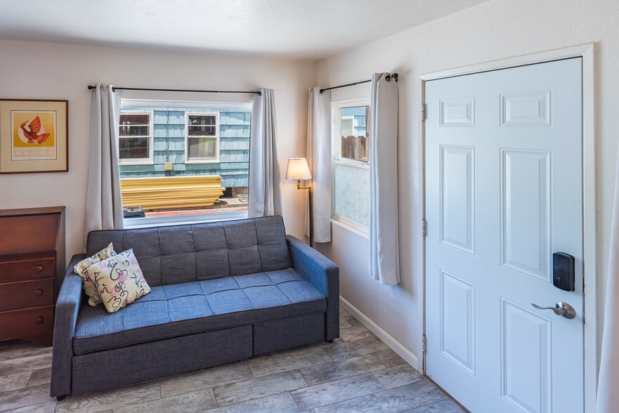 More Photos Of 830-832 Pismo Ct, San Diego Apartments For Sale