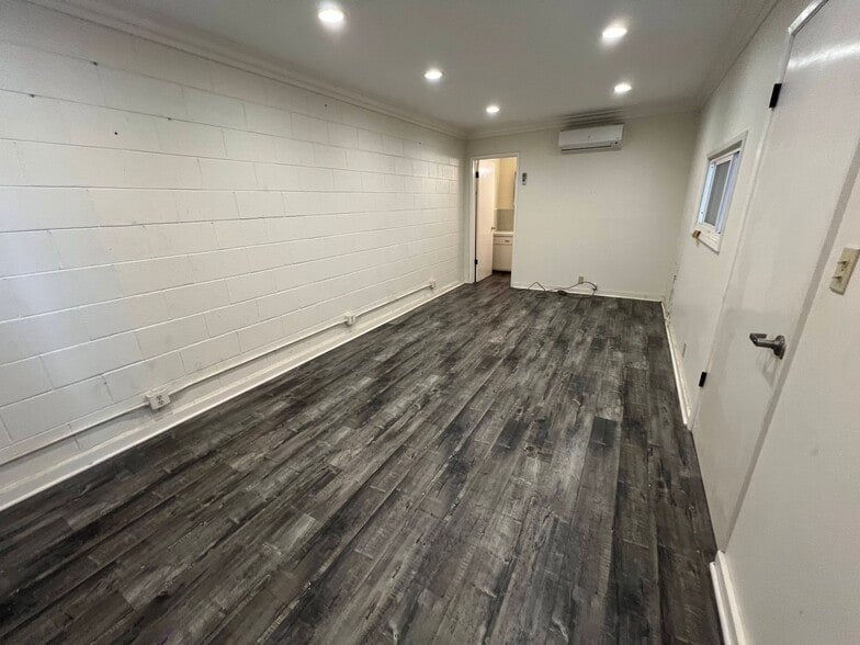 More Photos Of 1116 W 24th St, Los Angeles Warehouse For Lease