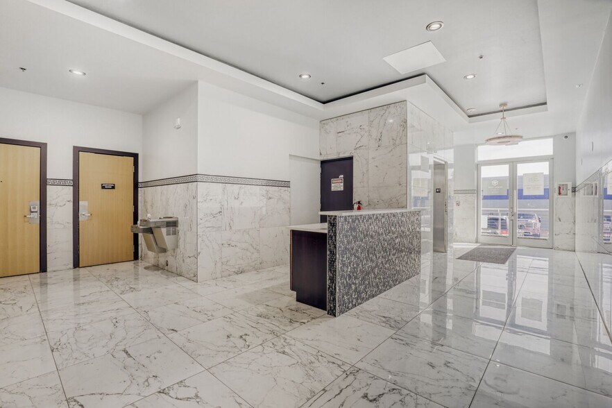 More Photos Of 5925 E Evans Ave, Denver Research And Development For Sale