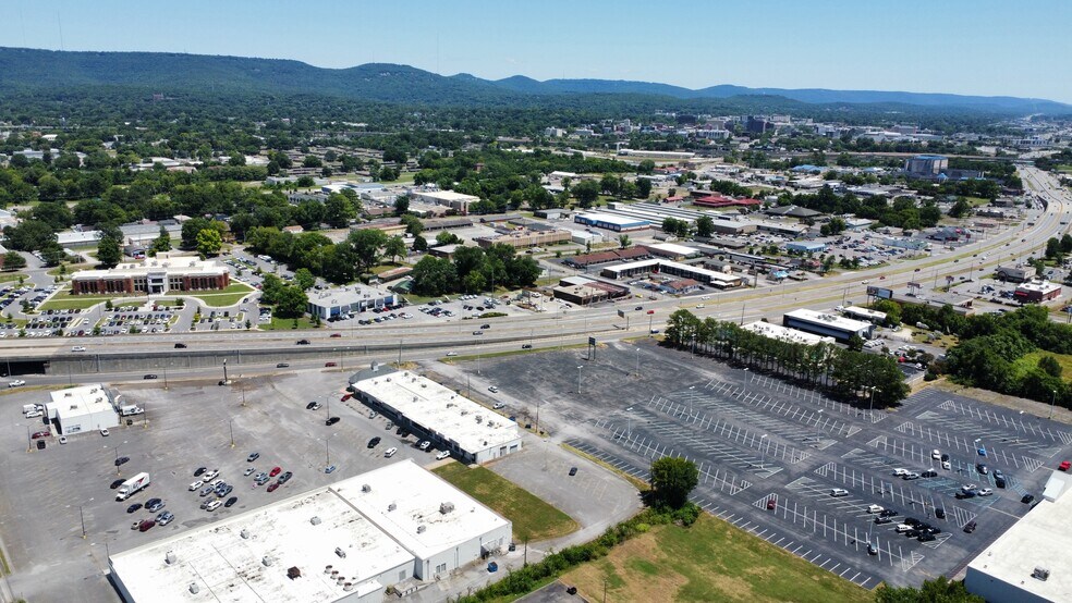 More Photos Of 1401 Memorial Pkwy NW, Huntsville Land For Sale