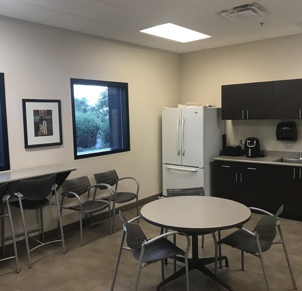 More Photos Of 2155 E Conference Dr, Tempe Medical For Lease